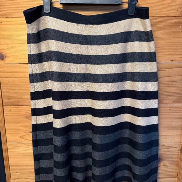 SPENSE Black, Gray, and Camel Below the Knee Pull-on Striped Skirt Large NWT - Picture 1 of 6